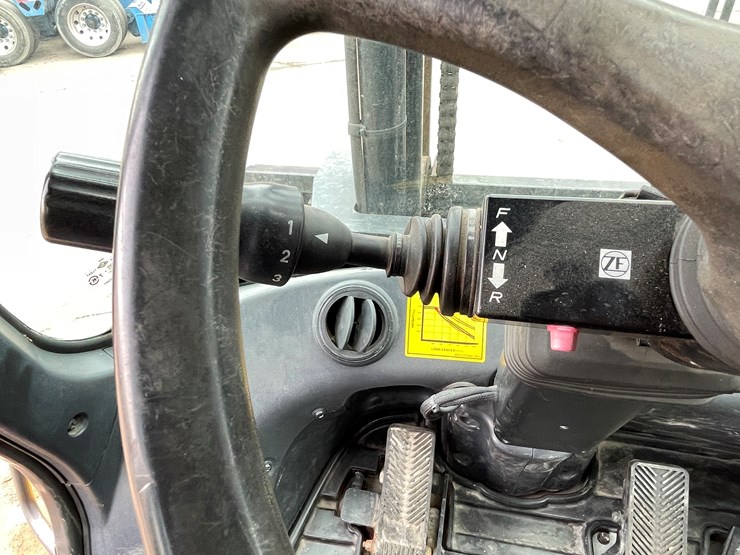 2016-hyundai-70d-9-image-40