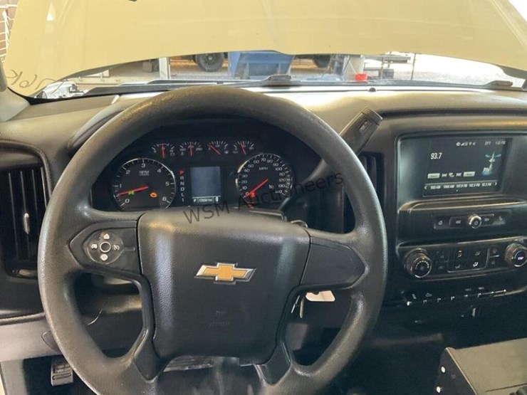2019-chevrolet-silverado-2500hd-image-16