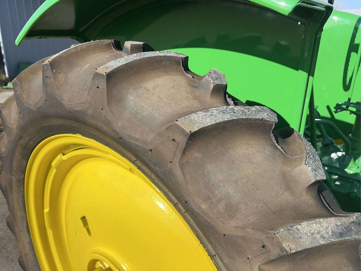 john-deere-model-b-image-39