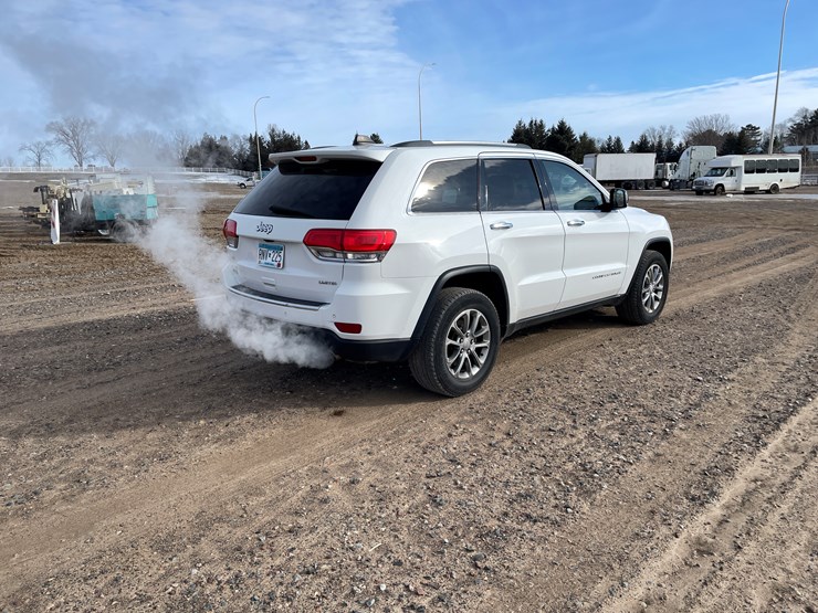 2015-jeep-grand-cherokee-image-4
