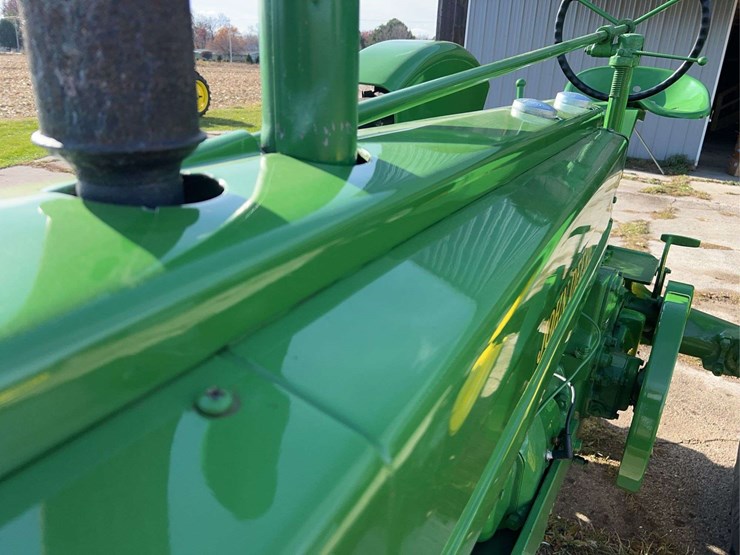 john-deere-model-b-image-14