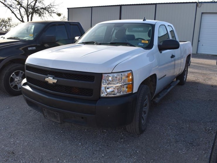 2008-chevrolet-1500-image-1