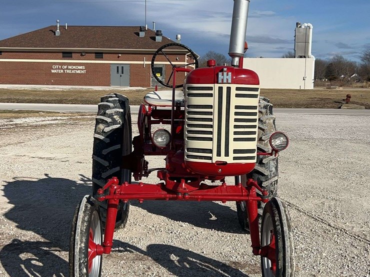 farmall-130-image-8