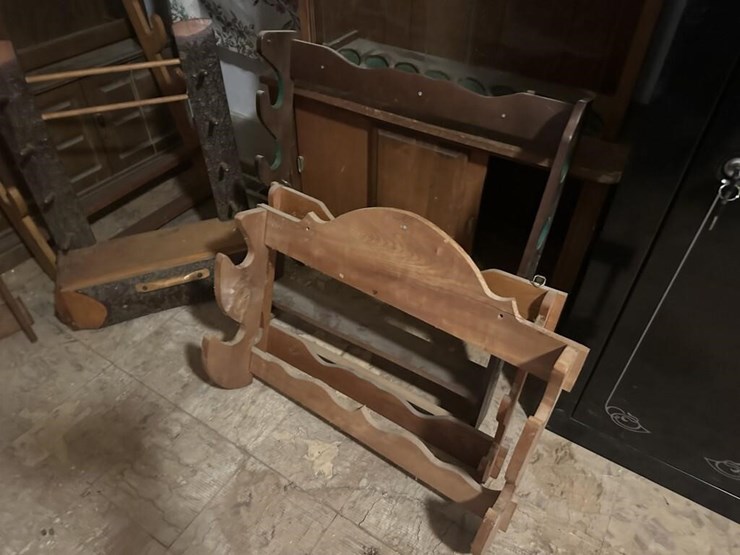 wooden-gun-rack-displays-image-6