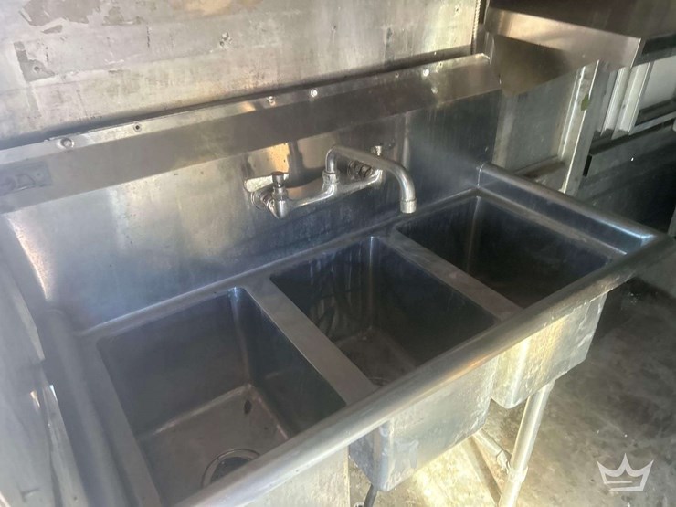 1998-freightliner-mt45-image-22