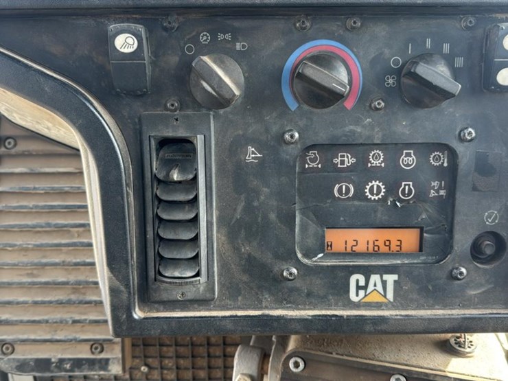 2002-caterpillar-d6r-xw-image-56