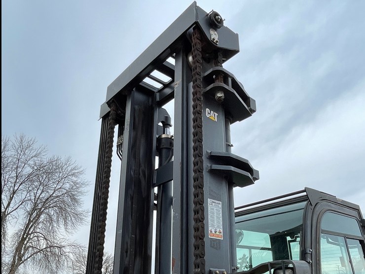 2018-caterpillar-dp135-image-14