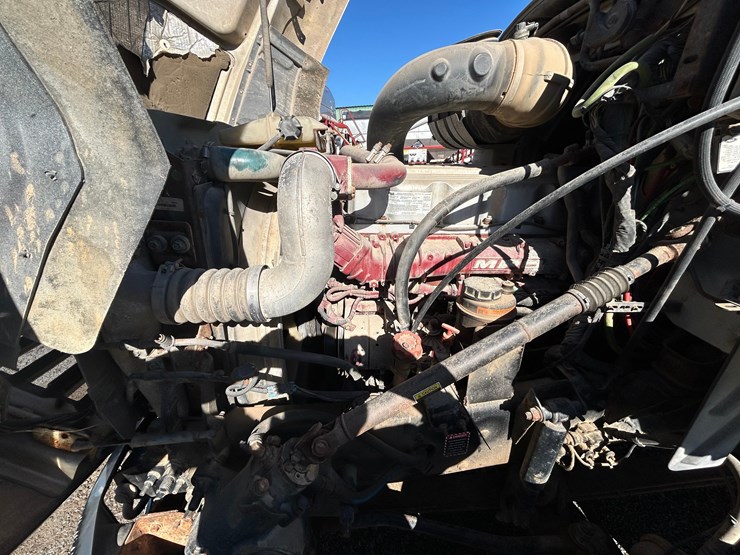 2012-mack-tender-truck-w/adams-rear-discharge-bed-auger-image-87