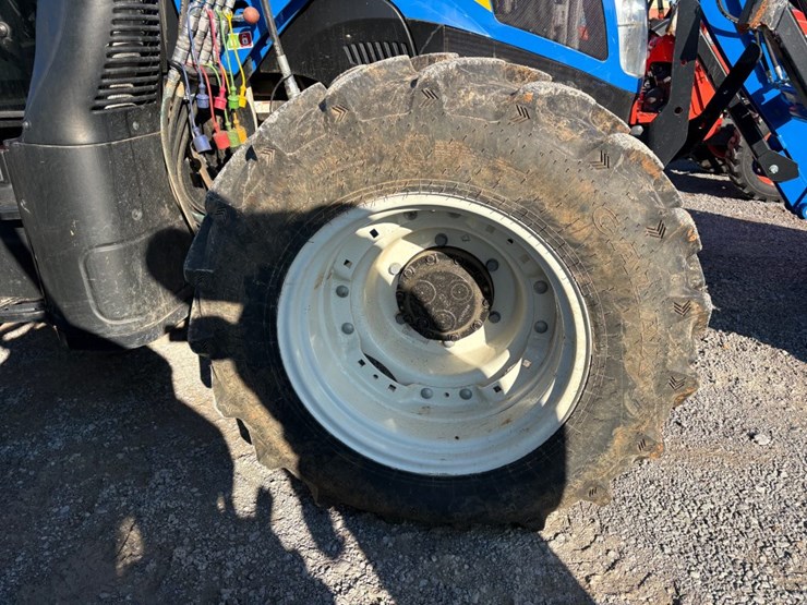 2024-new-holland-powerstar-100-image-7