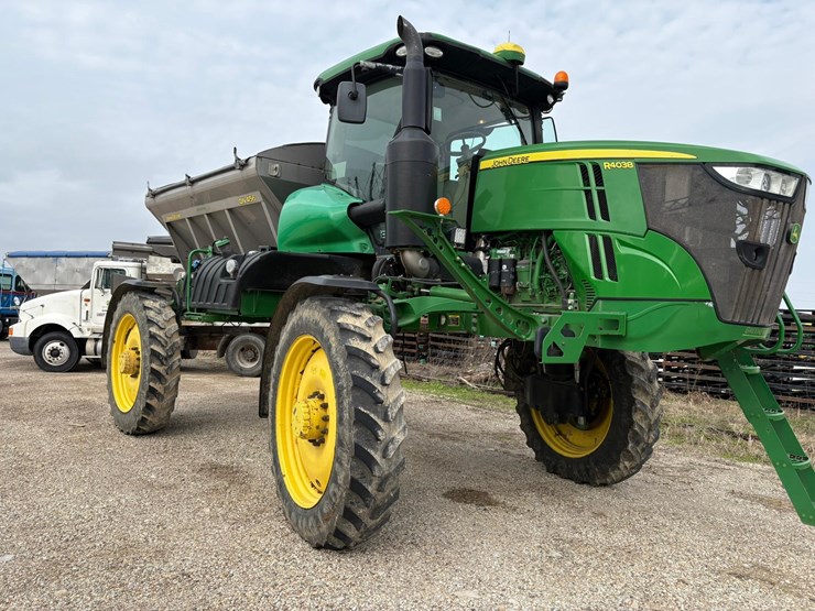 2019-john-deere-r-image-1