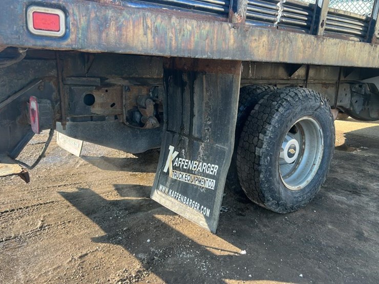 2017-chevrolet-silverado-3500hd-image-31