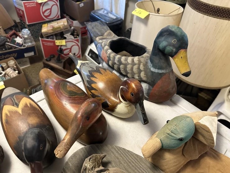 vintage-wooden-ducks-&-displays-image-7