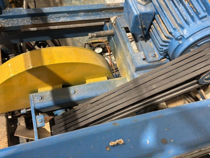 #132-•-baker-chop-saw-image-6