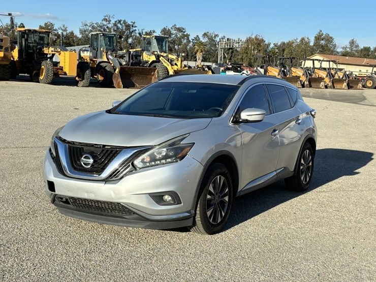 2018-nissan-murano-sv-image-1