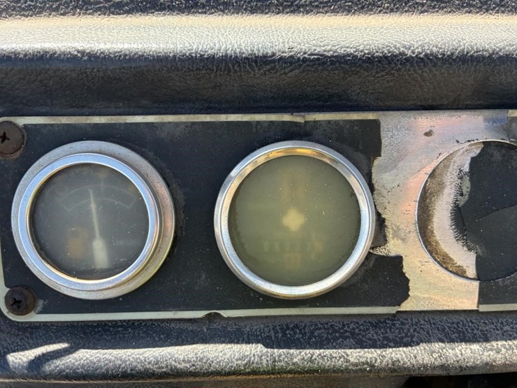 caterpillar-v150-image-18