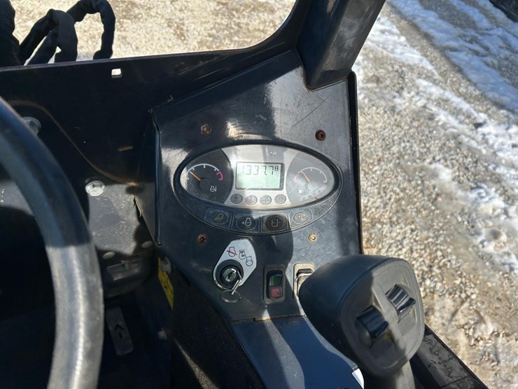 2022-bobcat-l28-image-19