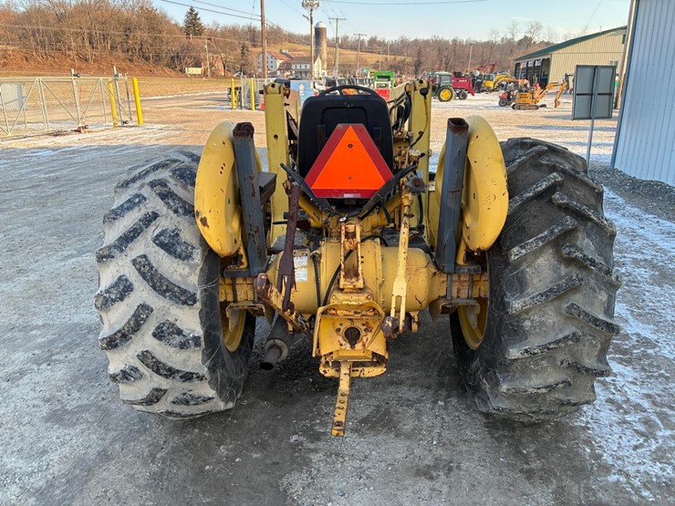 new-holland-345d-image-3