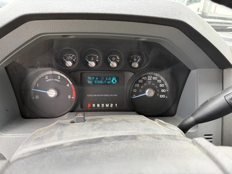 2011-ford-f550-image-13