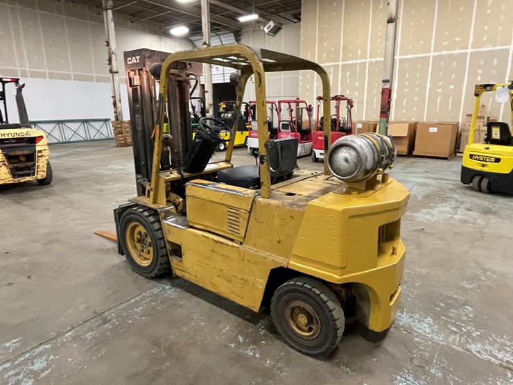 #178-•-cat-vc600-propane-forklift-image-7