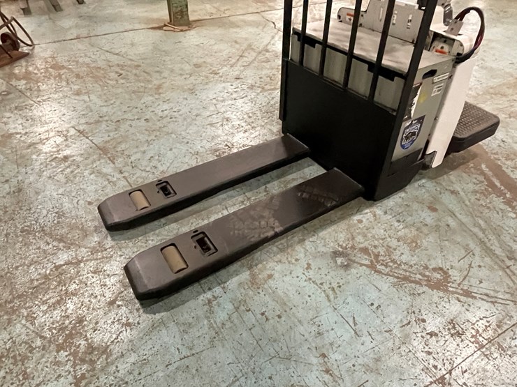 #232-•-nissan-ride-on-electric-pallet-jack-image-24