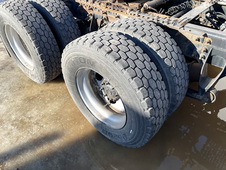 2012-international-prostar-image-24