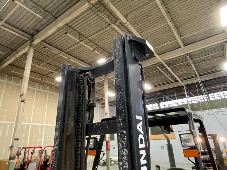 #161-•-2016-hyundai-45d-9-diesel-forklift-image-11