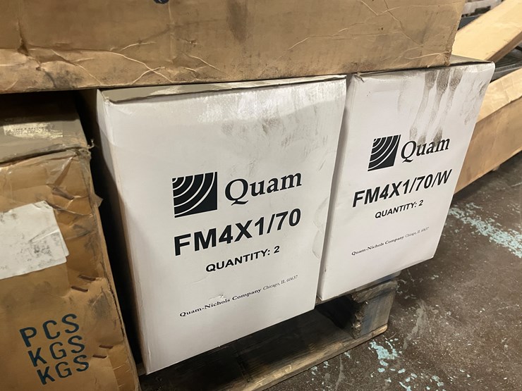 #7661-•-assorted-shop-speakers-image-17