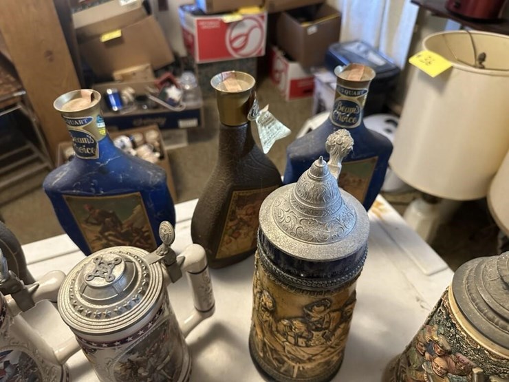 vintage-mugs-&-bottles-image-7