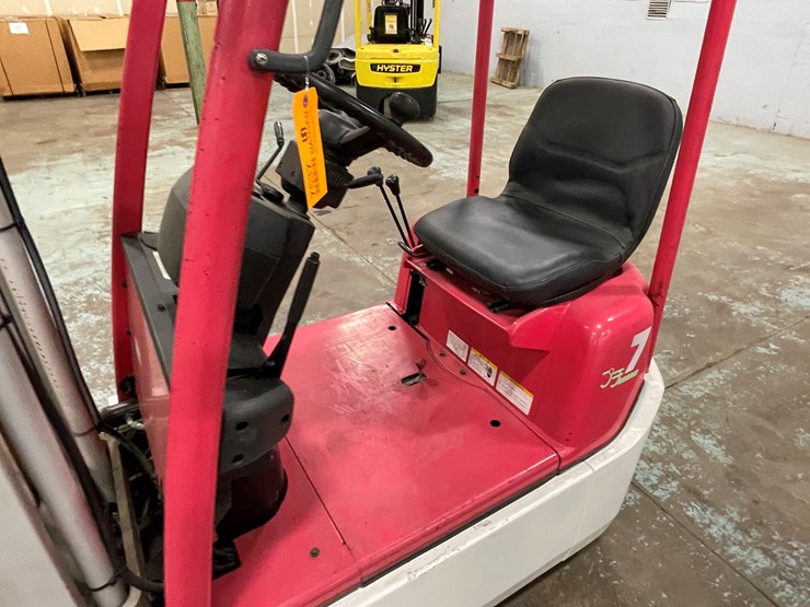 #183-•-toyota-7-runner-electric-forklift-image-14