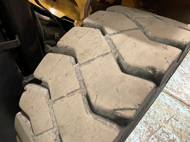 2012-caterpillar-p10000-image-17