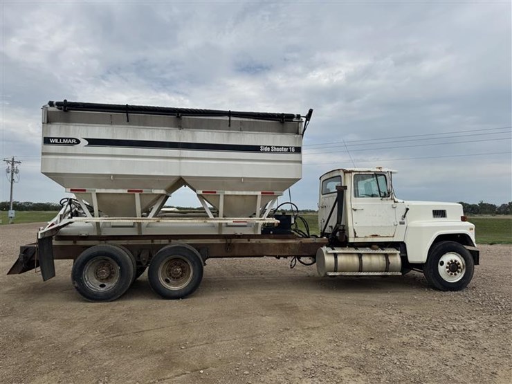 1985-ford-ltl9000-image-7