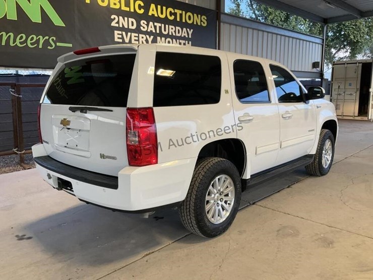 2013-chevrolet-tahoe-image-7