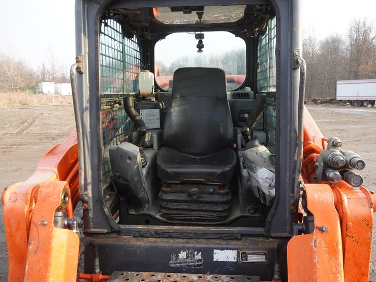 2017-kubota-3800-image-8