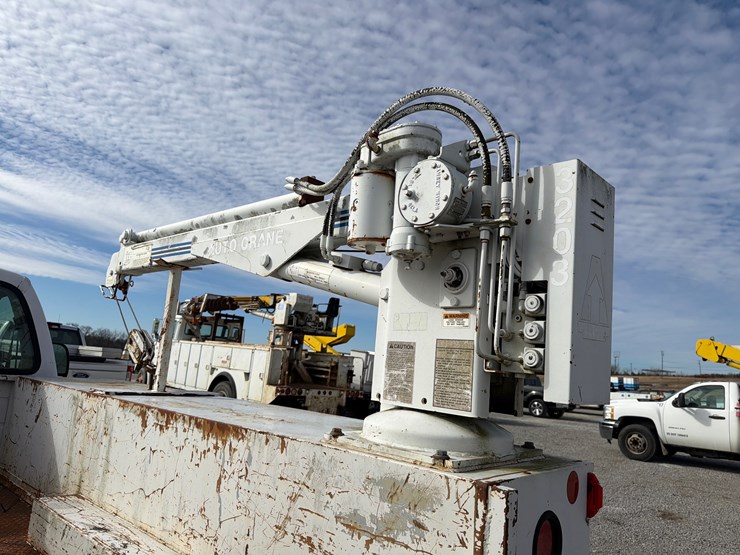 2001-ford-f550-image-8