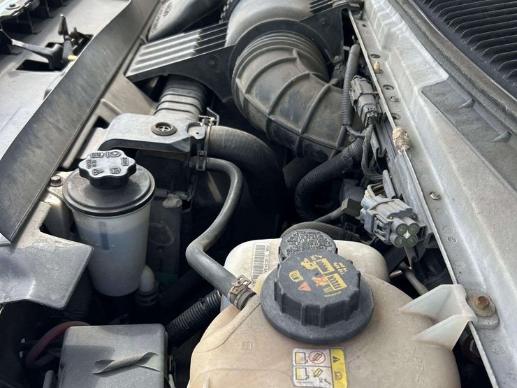 2012-ford-e450-image-9