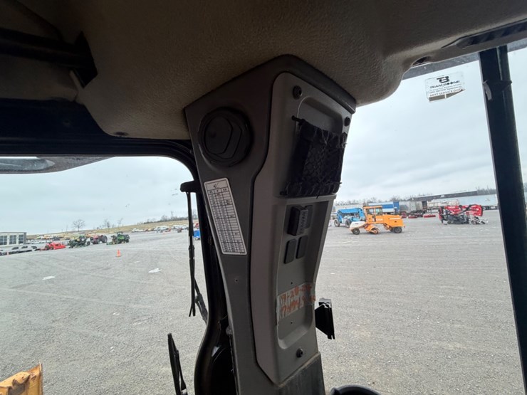 2020-caterpillar-d5-lgp-image-24