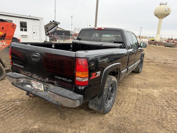 2000-chevrolet-1500-image-5