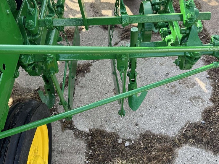 john-deere-h-image-29