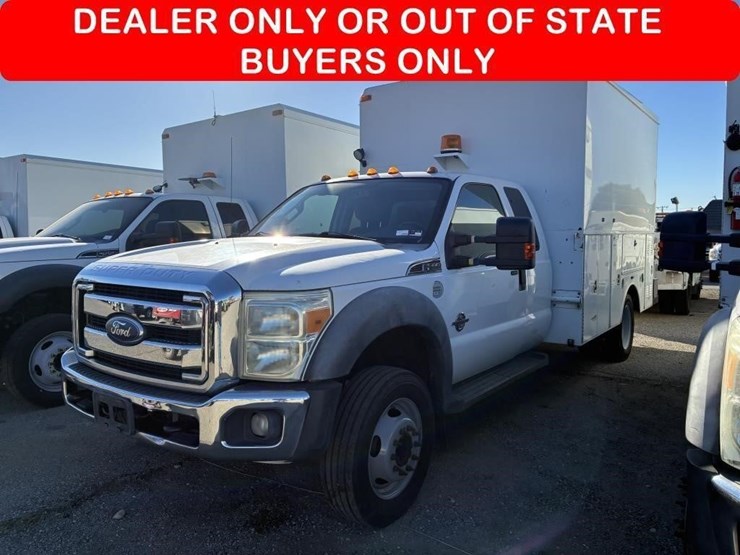 2011-ford-f550-image-1