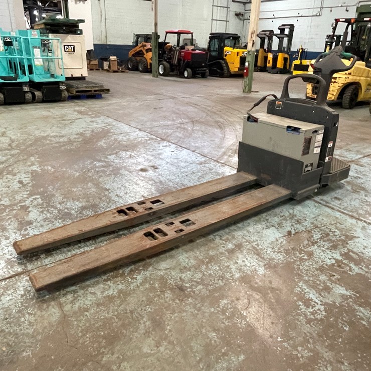 #230 • 2019 Mitsubishi Electric Ride On Pallet Jack