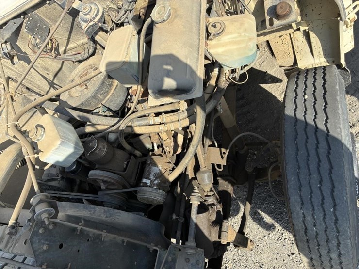 1987-international-s1700-image-8