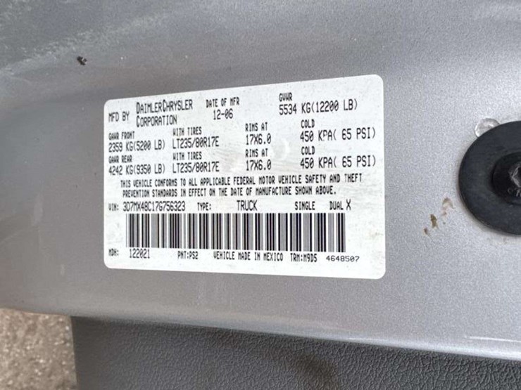 2007-dodge-ram-3500-image-26