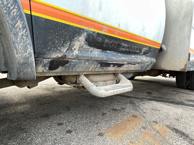 2017-dodge-ram-5500-image-14