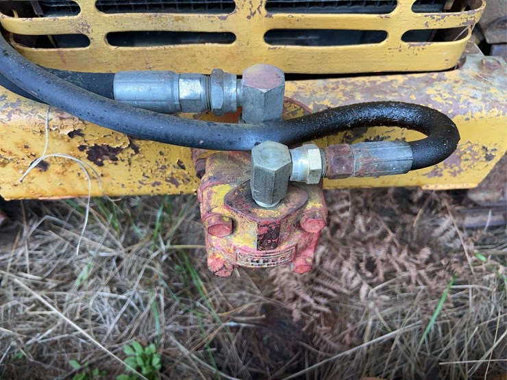 atc-terratrac-gt-30-crawler-image-13