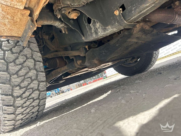 2020-ford-f150-image-18