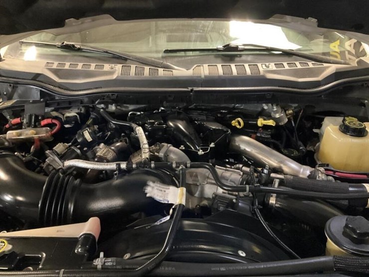 2017-ford-f550-image-12