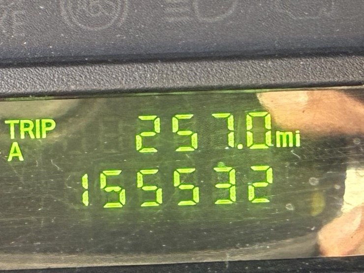 2010-ford-e350-image-16