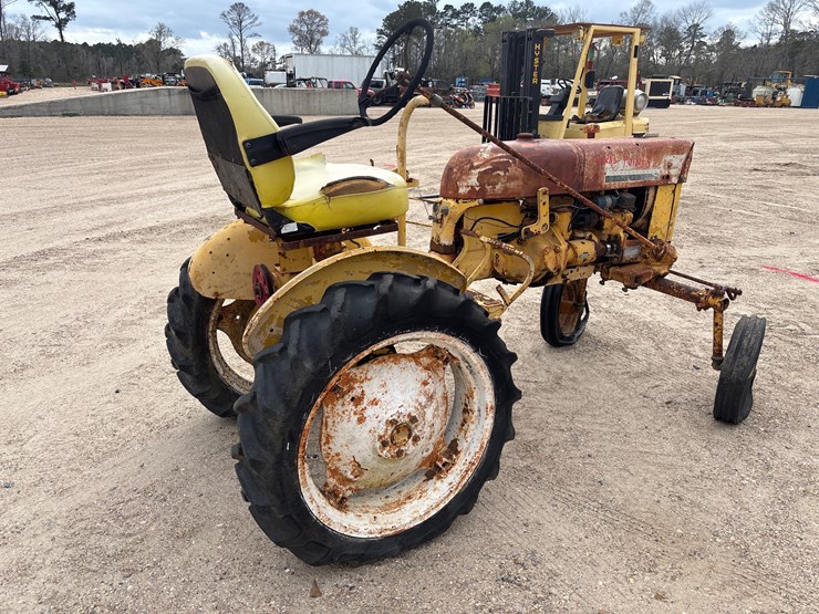 #1125-•-yellow-interior-cub-|-parts-or-repair-image-4