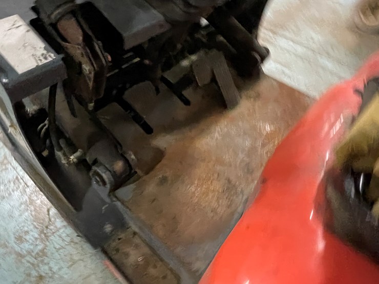 #170-•-world-lift-254-propane-forklift-image-27