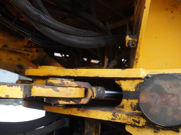 1999-volvo-l70c-image-44